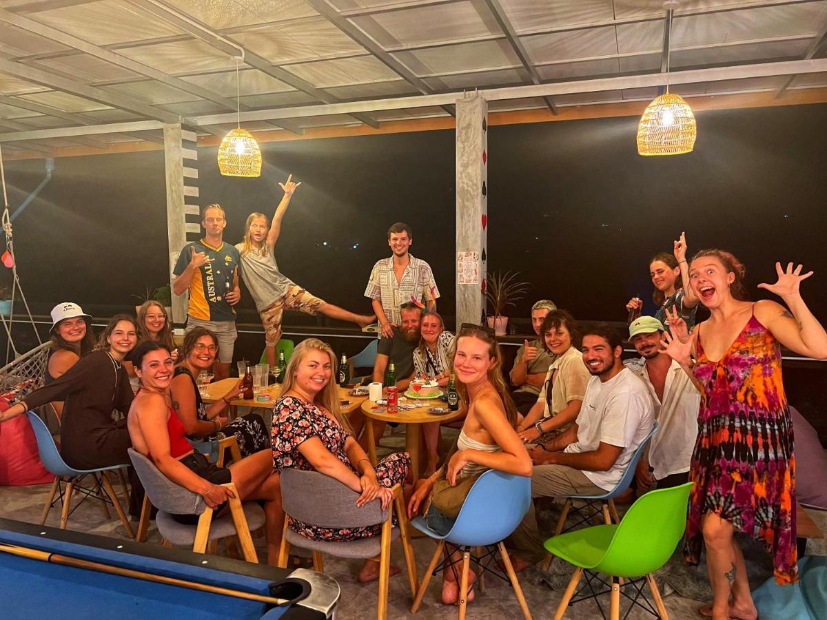 Wonderland Jungle Hostel Koh Tao Exteriör bild